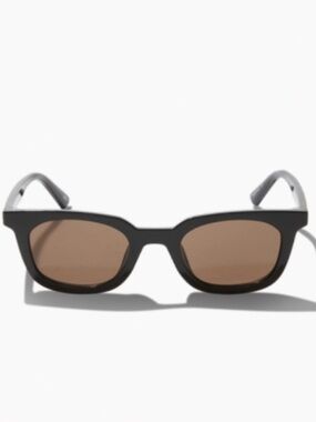 OTRA ‘NIA’ Chocolate Sunglasses
